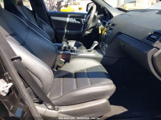 2009 MERCEDES-BENZ C 63 AMG WDDGF77XX9F327675 Photo 4