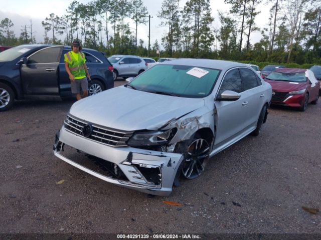 1VWDT7A36HC053240 Volkswagen Passat 1.8t R-line
