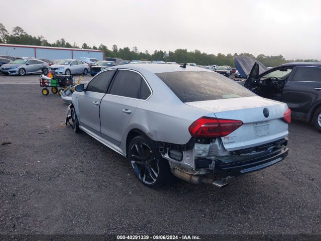 1VWDT7A36HC053240 Volkswagen Passat 1.8t R-line