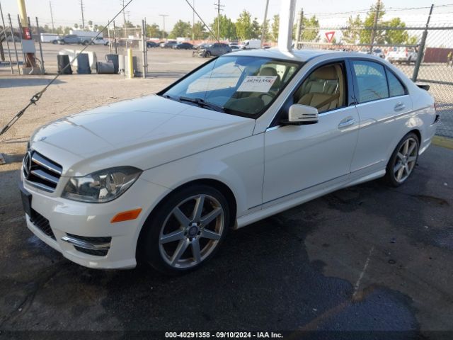 WDDGF4HB0EA951638 Mercedes-Benz C 250 Luxury/sport