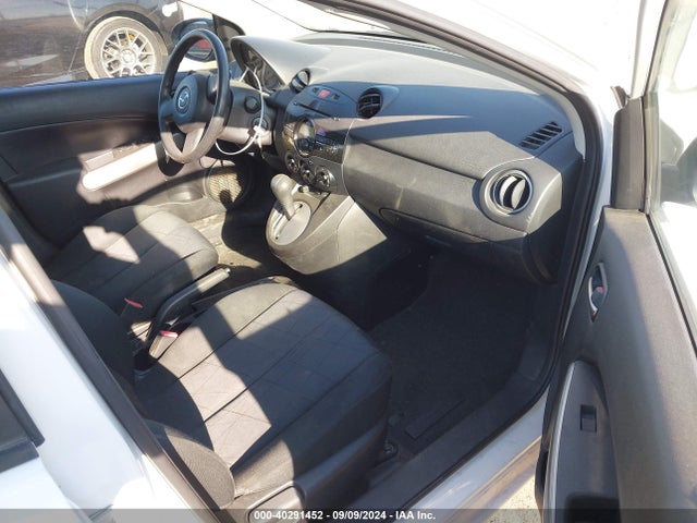 40291452 :رقم المزاد ، JM1DE1KZ4D0156164 vin ، 2013 Mazda Mazda2 Sport مزاد بيع