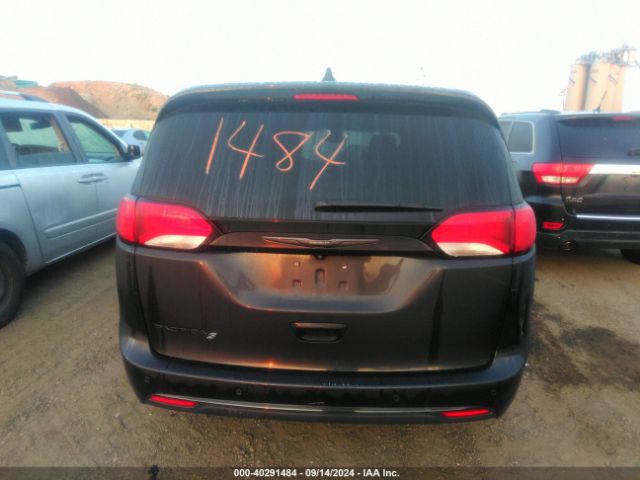 2C4RC1FGXLR111092 Chrysler Pacifica Touring
