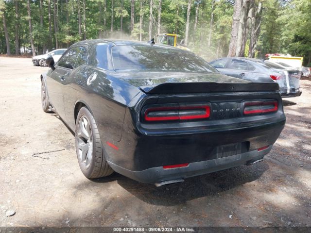 2C3CDZAT6FH758979 Dodge Challenger R/t