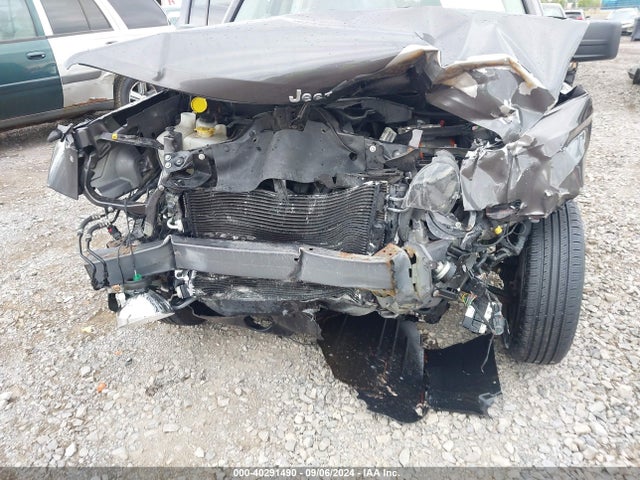 1C4NJRBB4HD106400 Jeep Patriot Sport 4x4