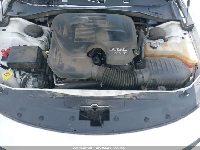 2C3CDXJG8KH622872 Dodge Charger Sxt Awd