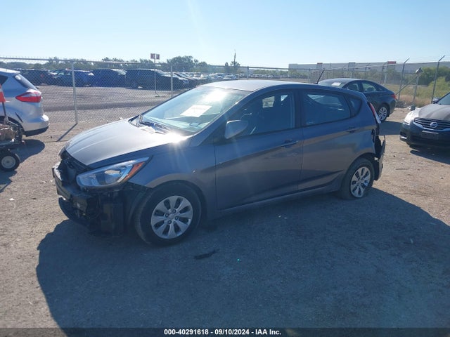 Hyundai ACCENT SE 2016 KMHCT5AEXGU244085 Image 2