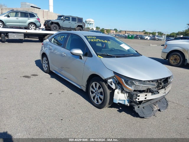 Toyota COROLLA LE 2020 5YFEPRAE5LP087906 головне зображення