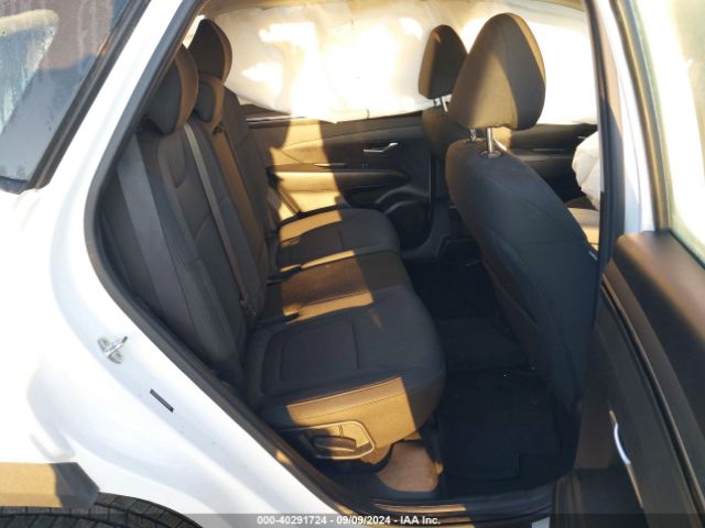 5NMJACAE0NH060428 Hyundai TUCSON SE