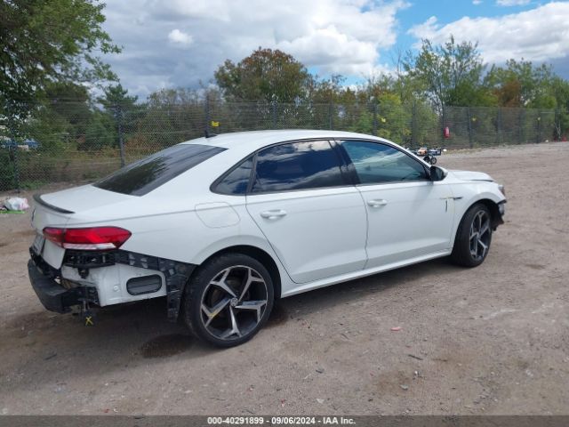 1VWMA7A34MC013626 Volkswagen Passat 2.0t R-line