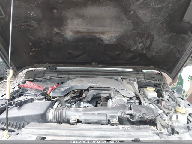 1C4HJXDGXKW661874 Jeep Wrangler Unlimited Sport S 4x4