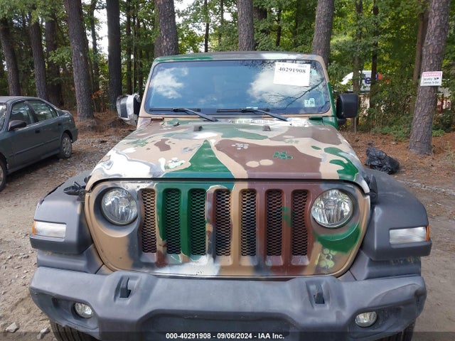 1C4HJXDGXKW661874 Jeep Wrangler Unlimited Sport S 4x4