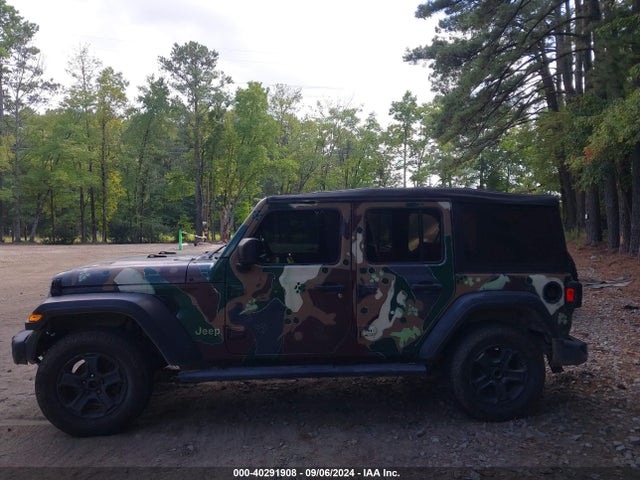1C4HJXDGXKW661874 Jeep Wrangler Unlimited Sport S 4x4