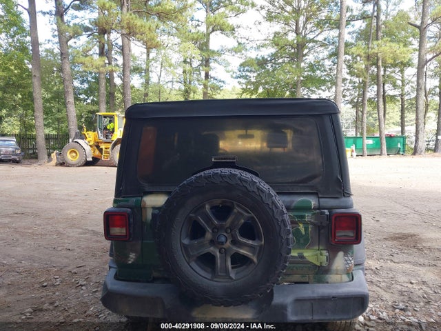 1C4HJXDGXKW661874 Jeep Wrangler Unlimited Sport S 4x4