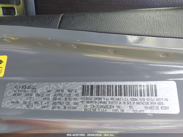 1C4HJXDGXKW661874 Jeep Wrangler Unlimited Sport S 4x4