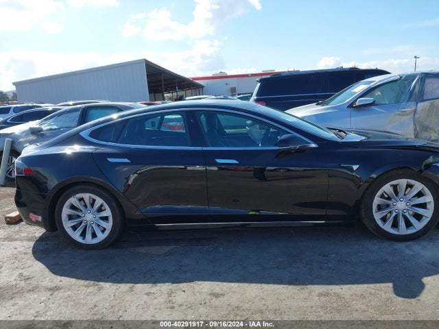 5YJSA1E10HF225898 Tesla Model S 60/75
