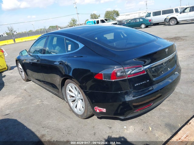 2017 TESLA MODEL S 5YJSA1E10HF225898 Photo 2