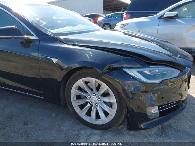 2017 TESLA MODEL S 5YJSA1E10HF225898 Photo 5