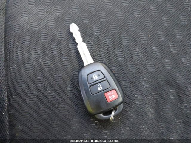 JTKKUPB44E1046754 Scion XD