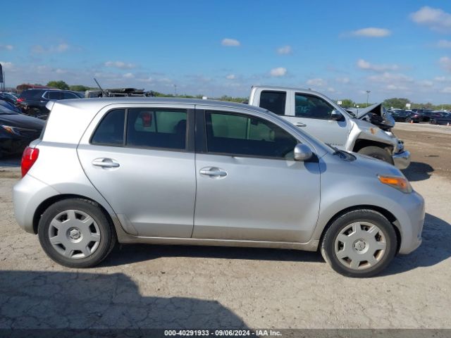 JTKKUPB44E1046754 Scion XD