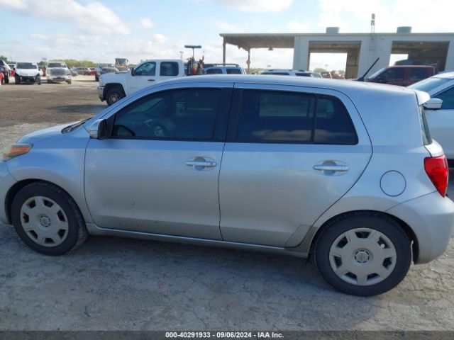 JTKKUPB44E1046754 Scion XD
