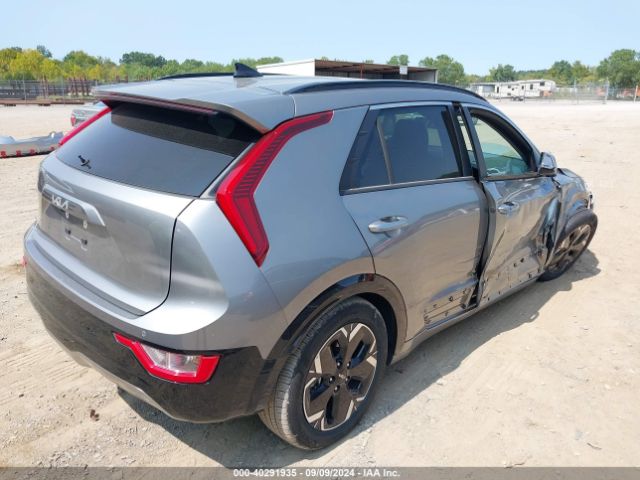 KNDCR3L19R5090824 KIA Niro Ev Wind