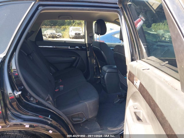 5XYKT3A68EG439954 KIA SORENTO LX