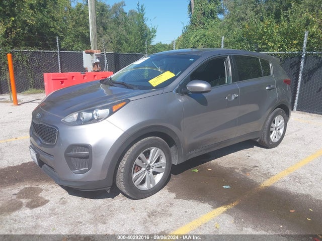 KIA Sportage Lx 2018 KNDPM3AC9J7321606 Image 2