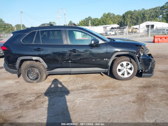 Toyota RAV4 LE 2019 2T3F1RFV1KC056303 Image 13