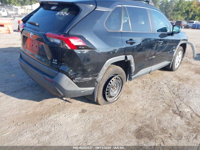 Toyota RAV4 LE 2019 2T3F1RFV1KC056303 Image 4