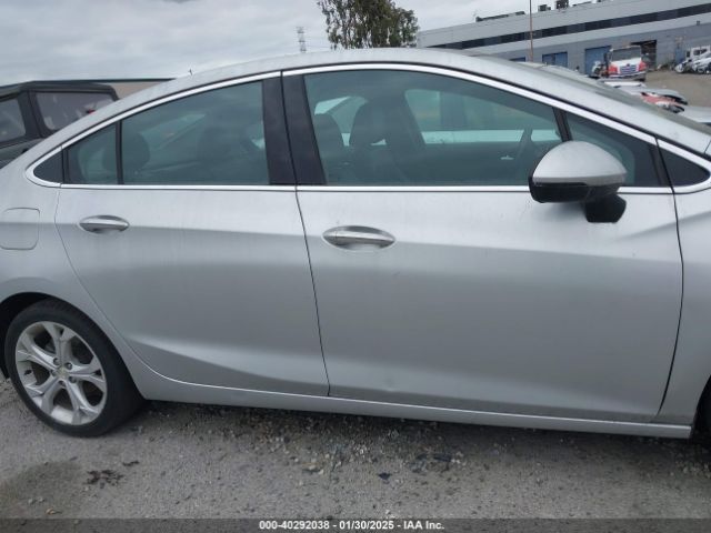 1G1BF5SM7H7237925 Chevrolet Cruze Premier Auto