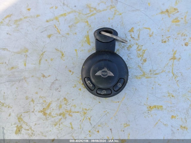 2009 MINI COOPER WMWMF33589TW75693 Photo 10