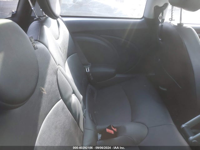 2009 MINI COOPER WMWMF33589TW75693 Photo 7