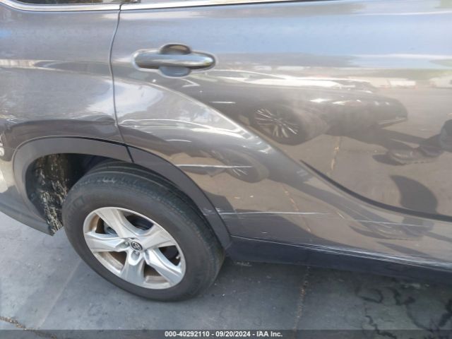 5TDZZRAH0NS540586 Toyota Highlander Le