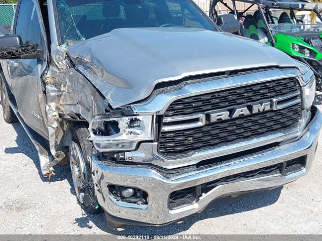 3C6UR5DJ8NG170334 RAM 2500 Big Horn  4x4 6'4 Box