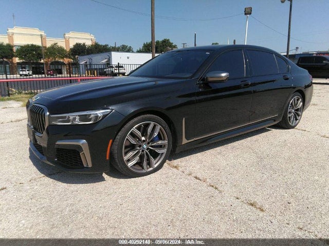 BMW M760i Xdrive 2022 WBA7U6C08NCH83897 Image 2