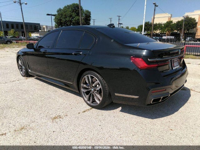 BMW M760i Xdrive 2022 WBA7U6C08NCH83897 Image 3