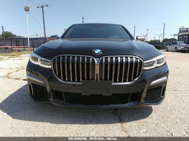 BMW M760i Xdrive 2022 WBA7U6C08NCH83897 Image 6