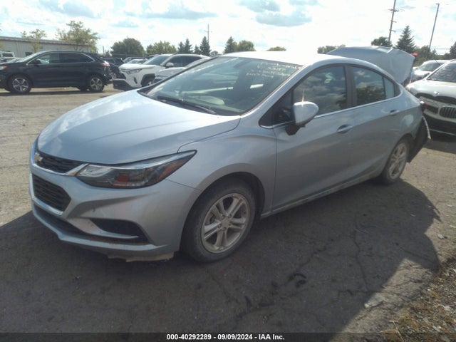 Chevrolet Cruze Lt Auto 2018 1G1BE5SMXJ7203387 Image 2