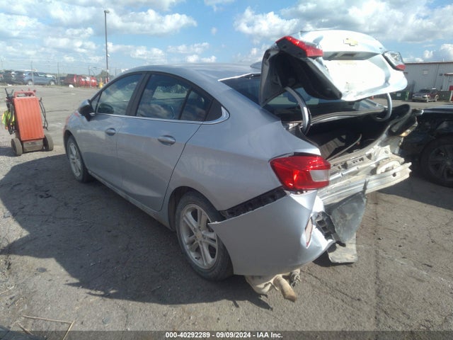 Chevrolet Cruze Lt Auto 2018 1G1BE5SMXJ7203387 Image 3