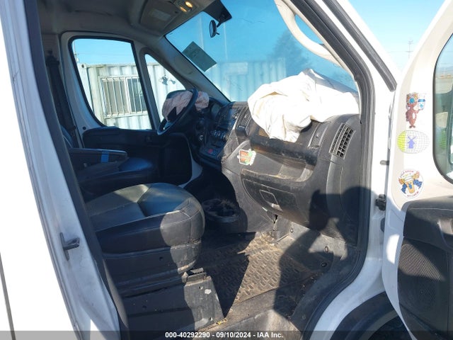 3C6TRVDG0KE528372 RAM Promaster 2500 High Roof 159 Wb