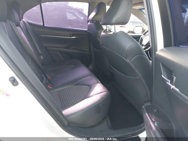 Toyota CAMRY SE 2018 4T1B11HK0JU650485 Image 8