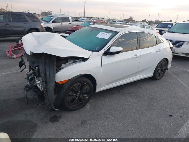 Honda CIVIC EX 2018 SHHFK7H56JU413801 Image 2
