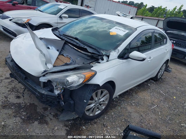 KIA FORTE LX 2016 KNAFX4A60G5440021 Image 2