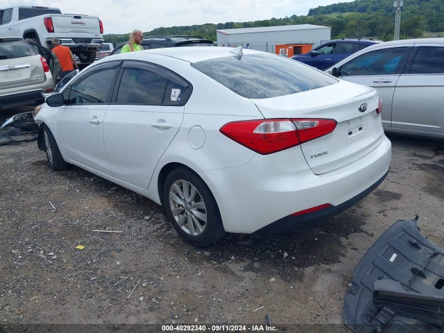 KIA FORTE LX 2016 KNAFX4A60G5440021 Image 3