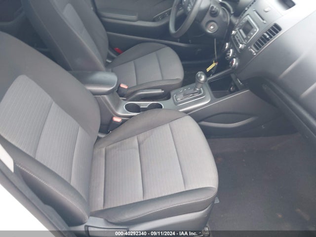 KIA FORTE LX 2016 KNAFX4A60G5440021 Image 5