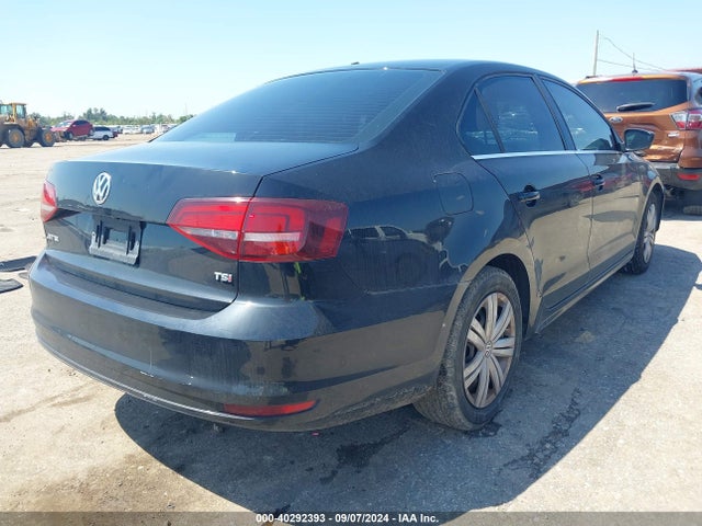 3VW2B7AJ0HM395984 Volkswagen Jetta 1.4t S