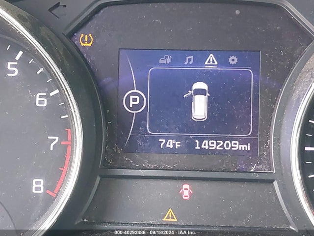 KIA SEDONA LX 2017 KNDMB5C18H6237129 Image 15