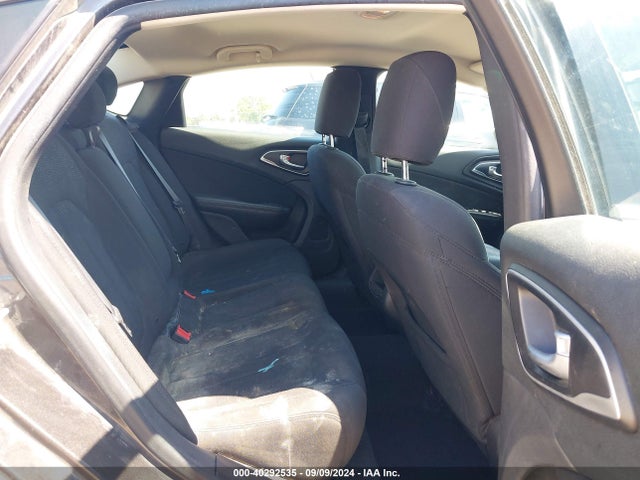 Chrysler 200 Limited 2015 1C3CCCAB5FN611969 Image 8