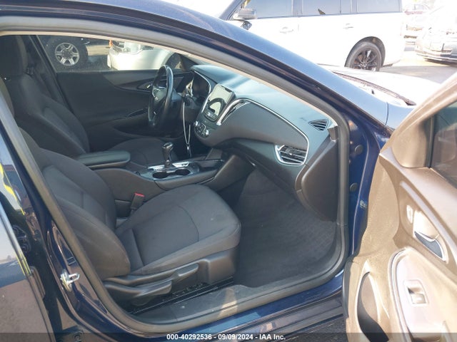 1G1ZD5ST8JF222521 Chevrolet MALIBU LT