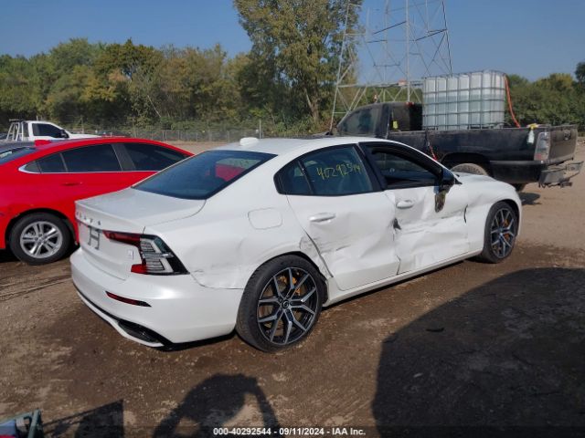 2022 VOLVO S60 RECHARGE PLUG-IN HYBRID 7JRH60FP4NG192643 Photo 3